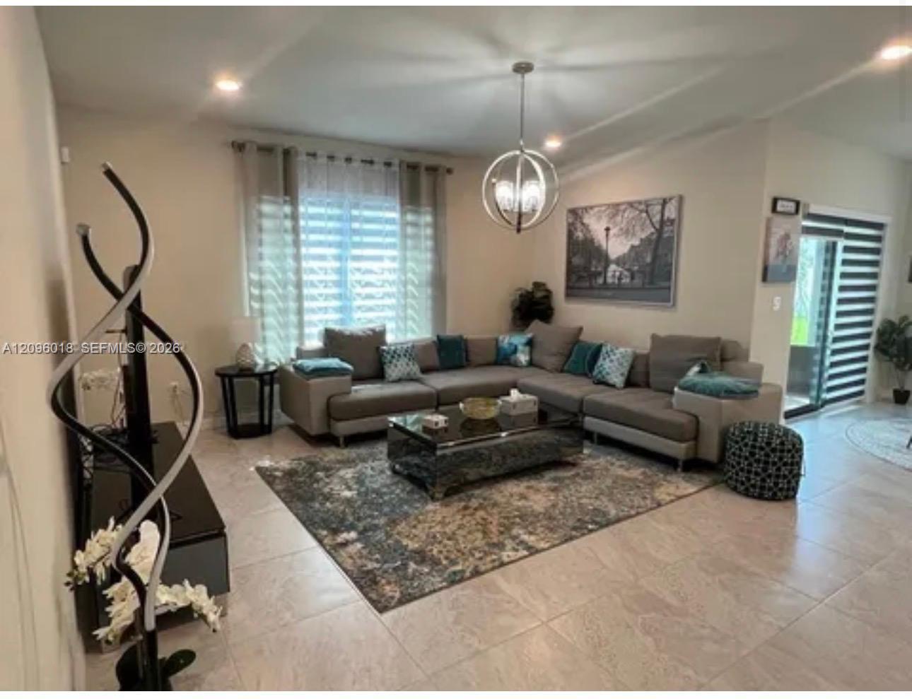 3158 Poinciana Street gallery image #5