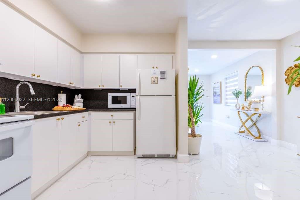 55 SW 60th Avenue