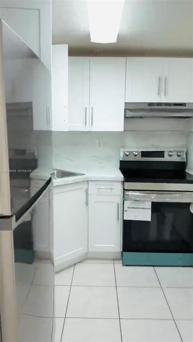 606 W 81st Street