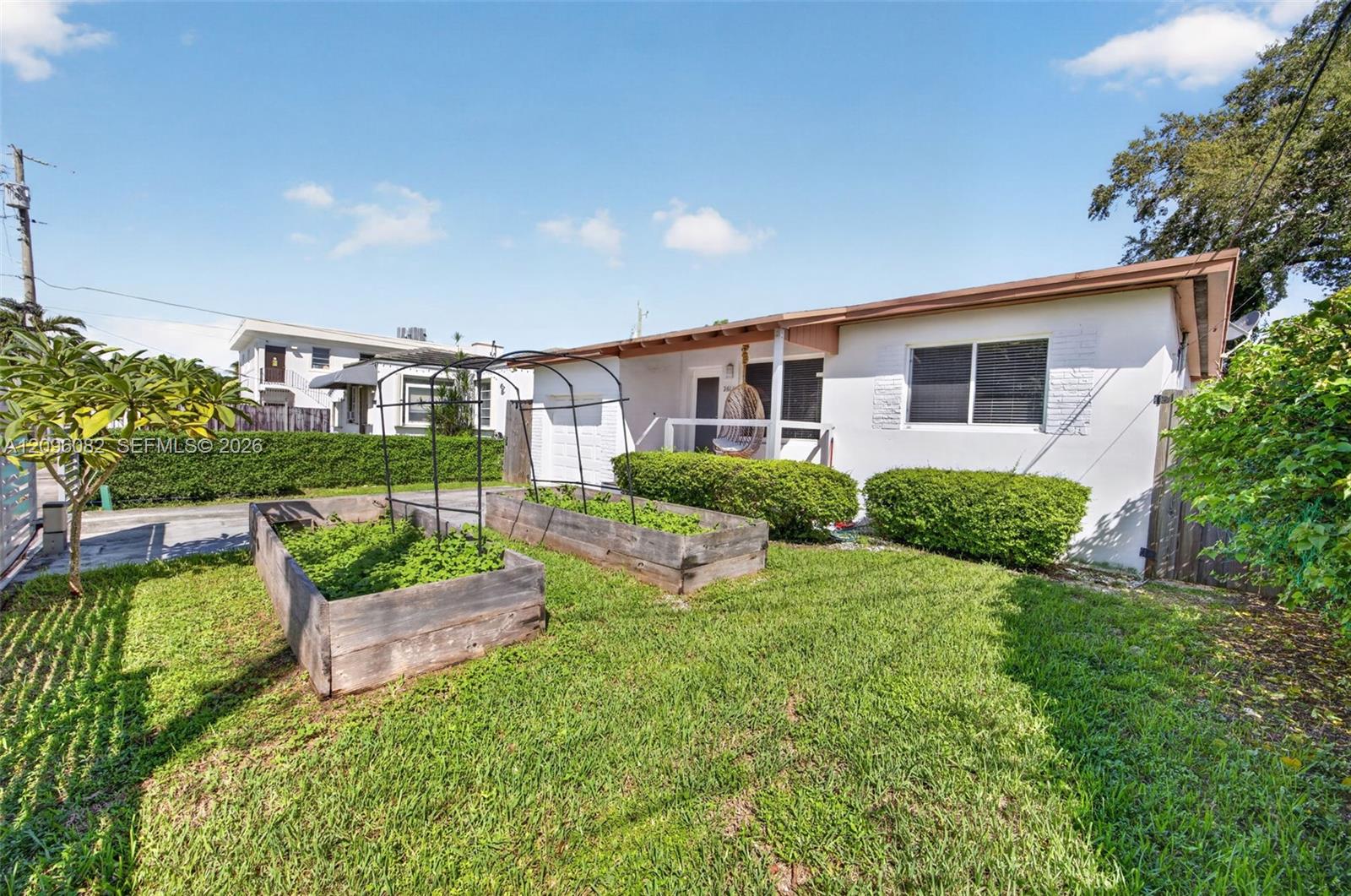2611 SW 19th Terrace