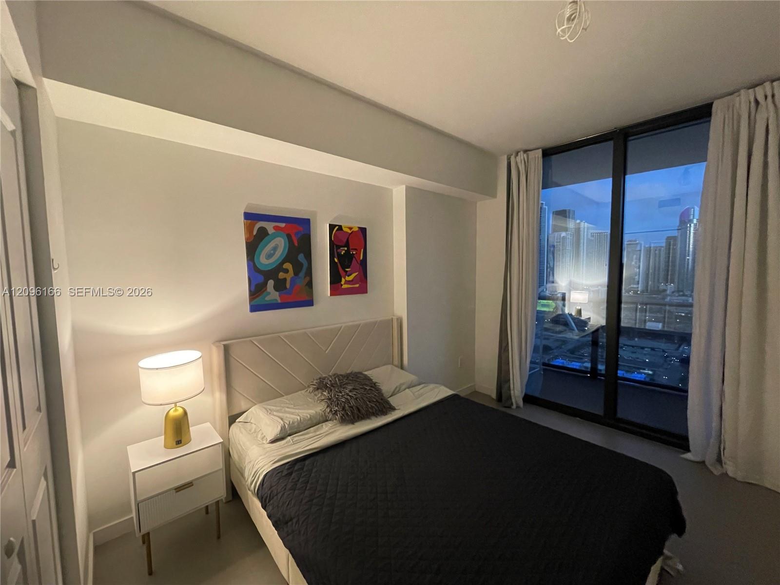 1600 NE 1st Avenue gallery image #11