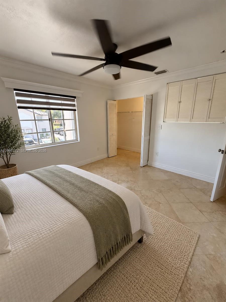 2375 W 74th Street