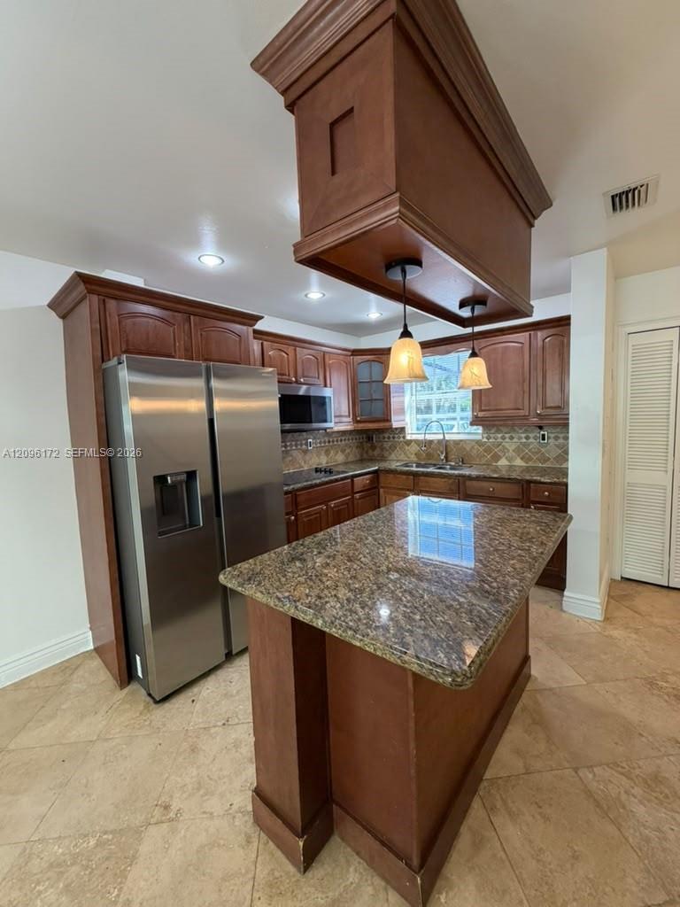 2375 W 74th Street