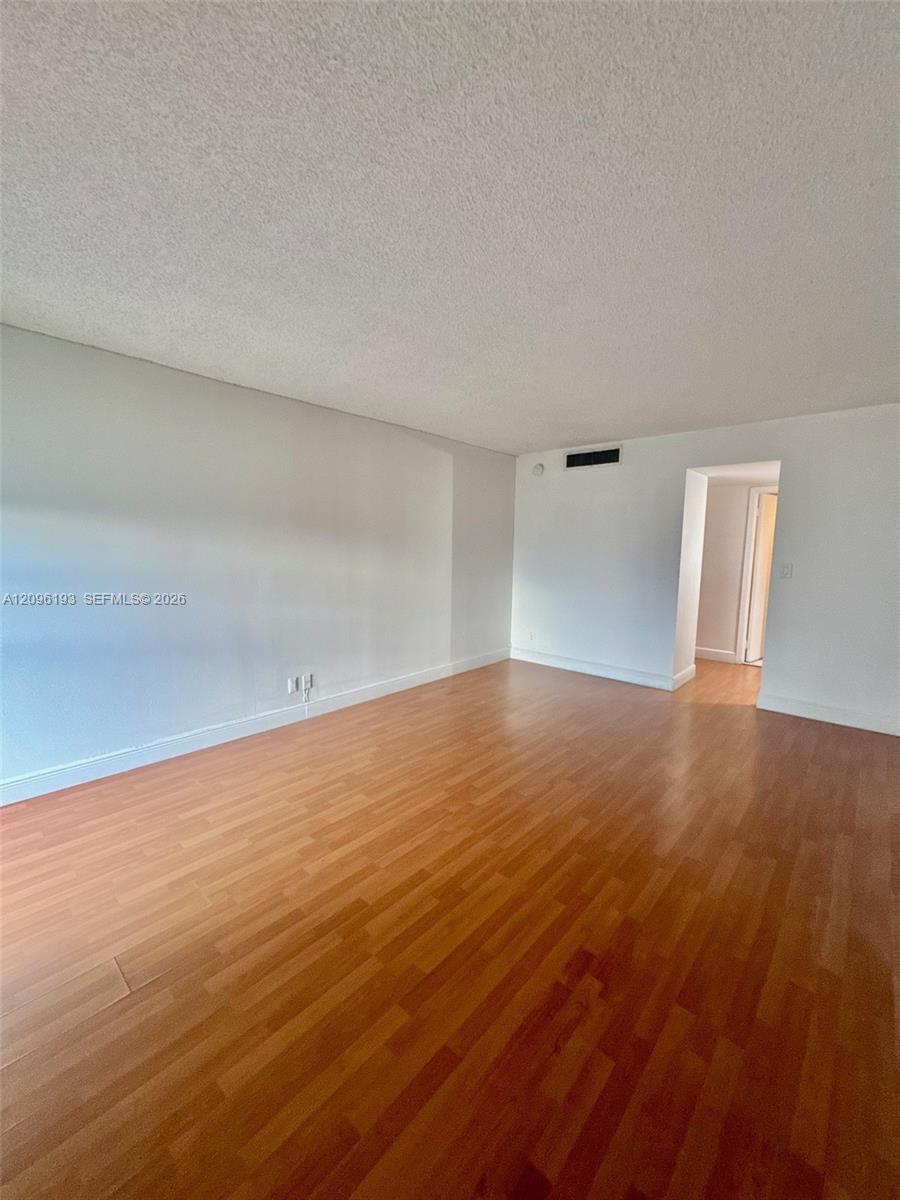 3475 N Country Club Drive