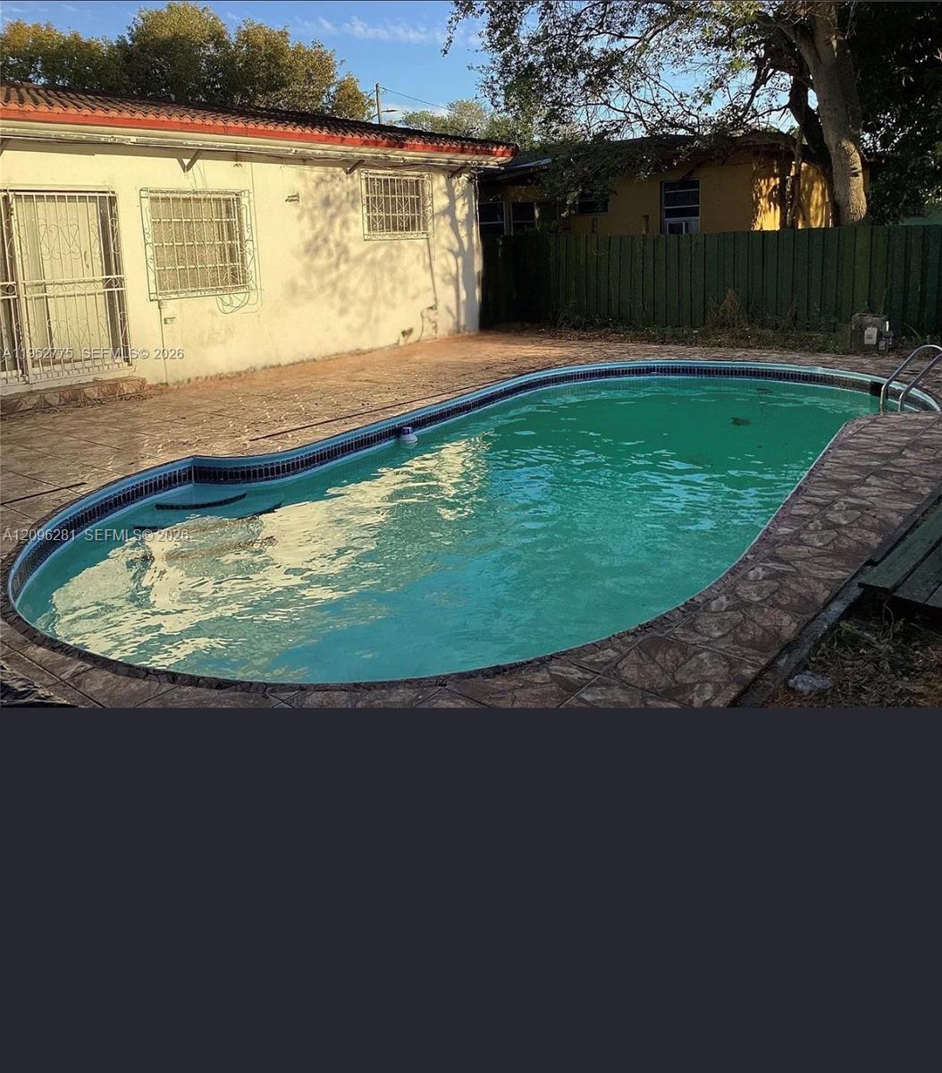 4824 NW 15th Court