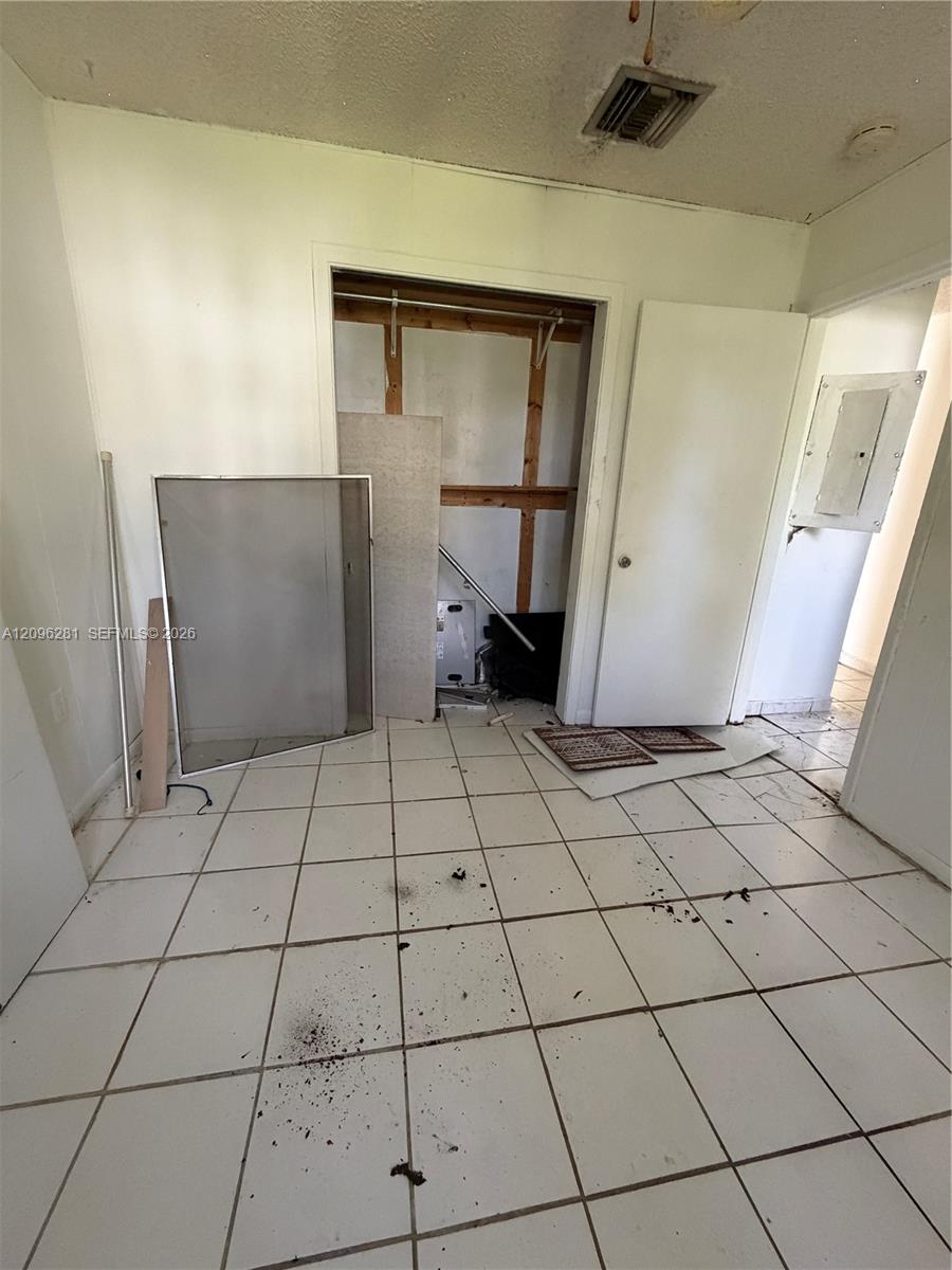 4824 NW 15th Court