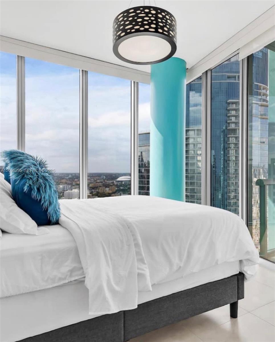 888 Biscayne Boulevard gallery image #18