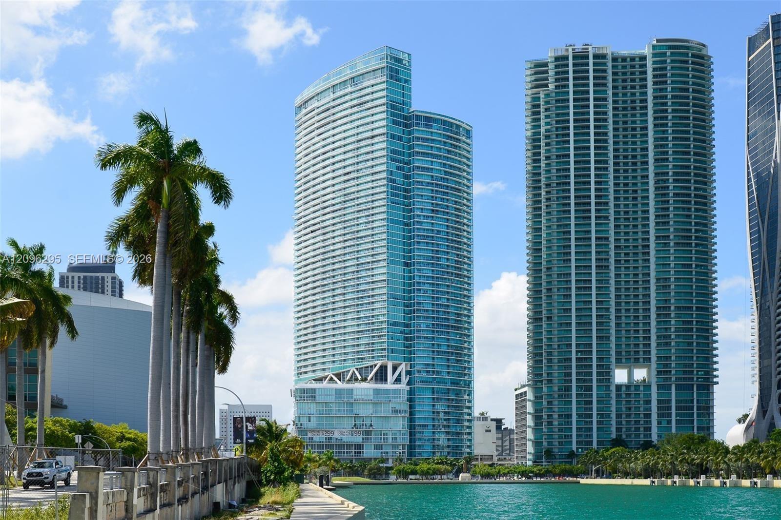 888 Biscayne Boulevard gallery image #33