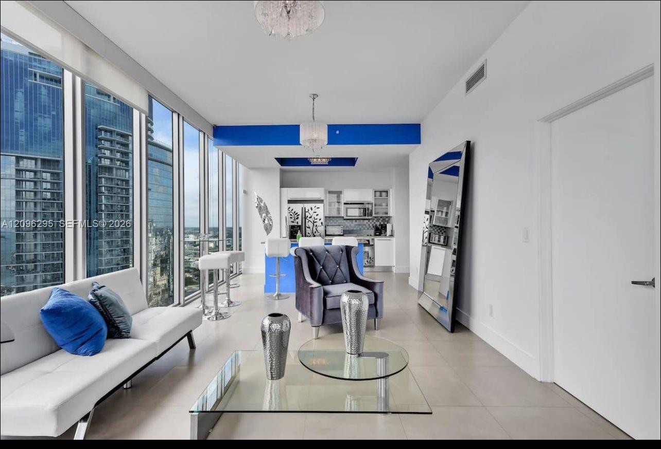 888 Biscayne Boulevard gallery image #8