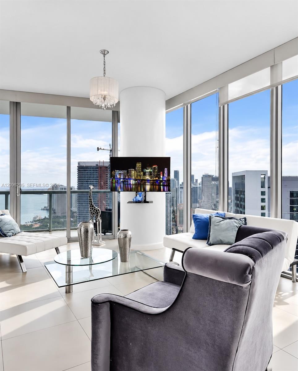 888 Biscayne Boulevard gallery image #9
