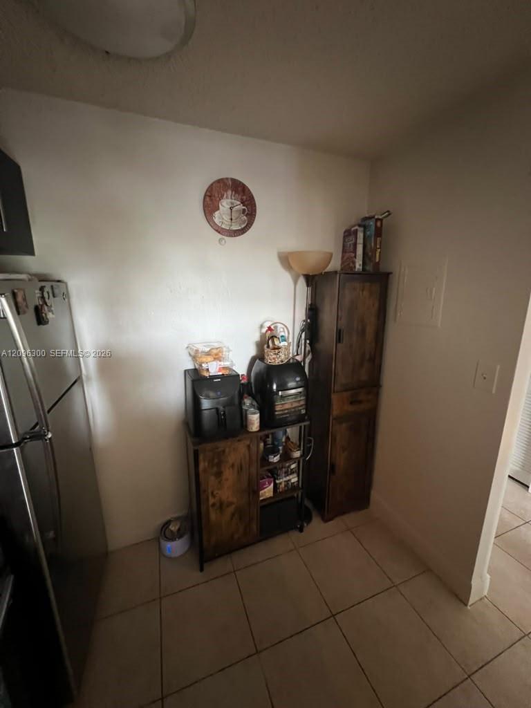 486 NW 165th St Road