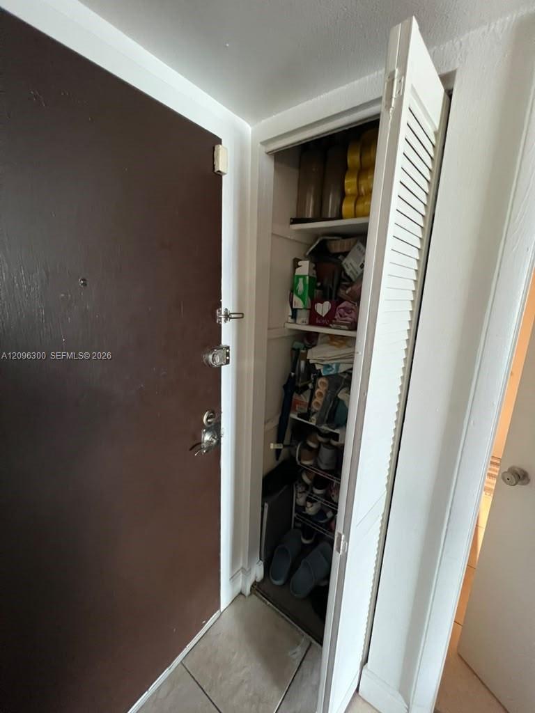 486 NW 165th St Road