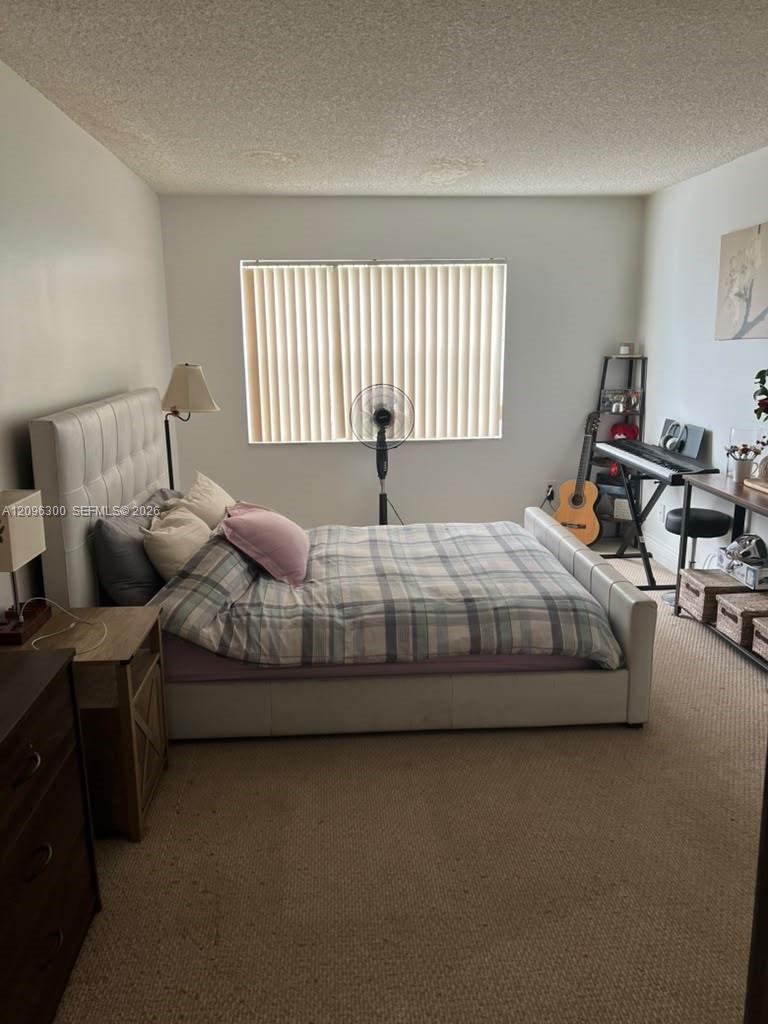 486 NW 165th St Road