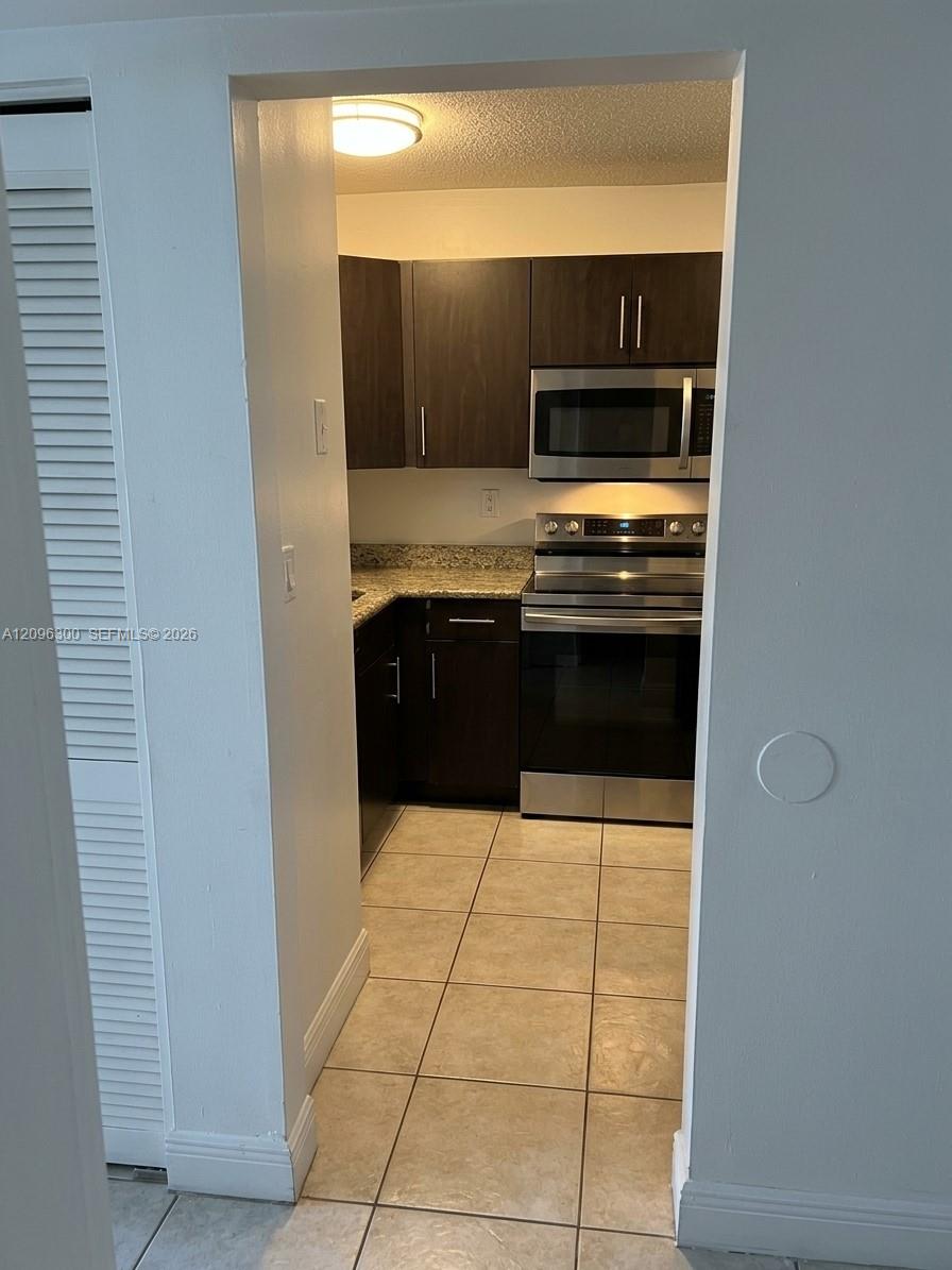 486 NW 165th St Road