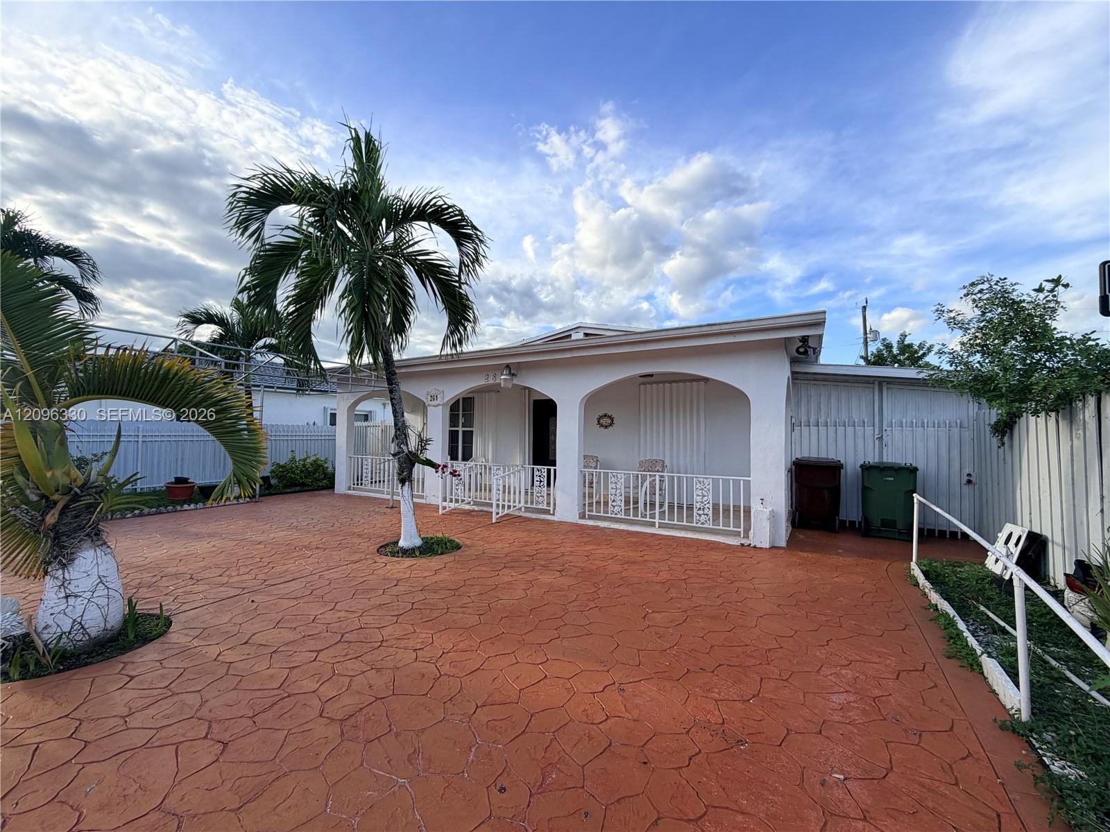 261 E 50th Street
