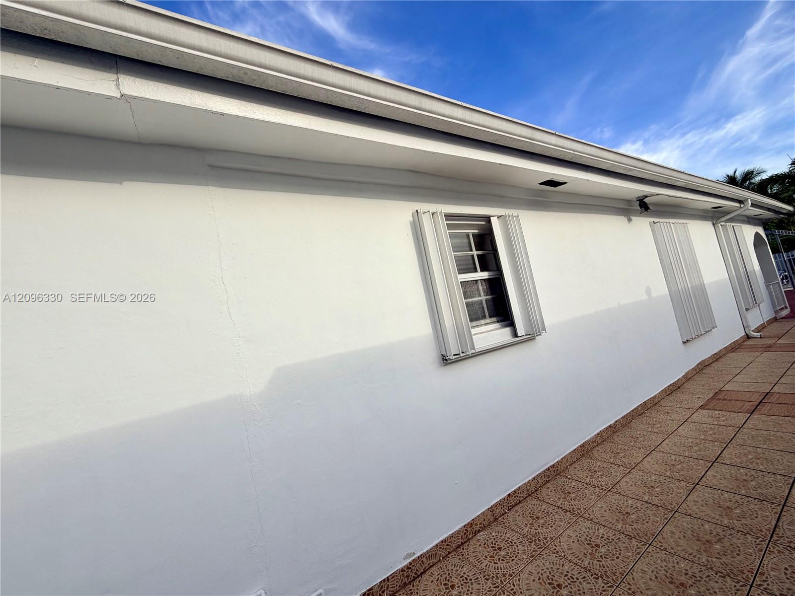261 E 50th Street