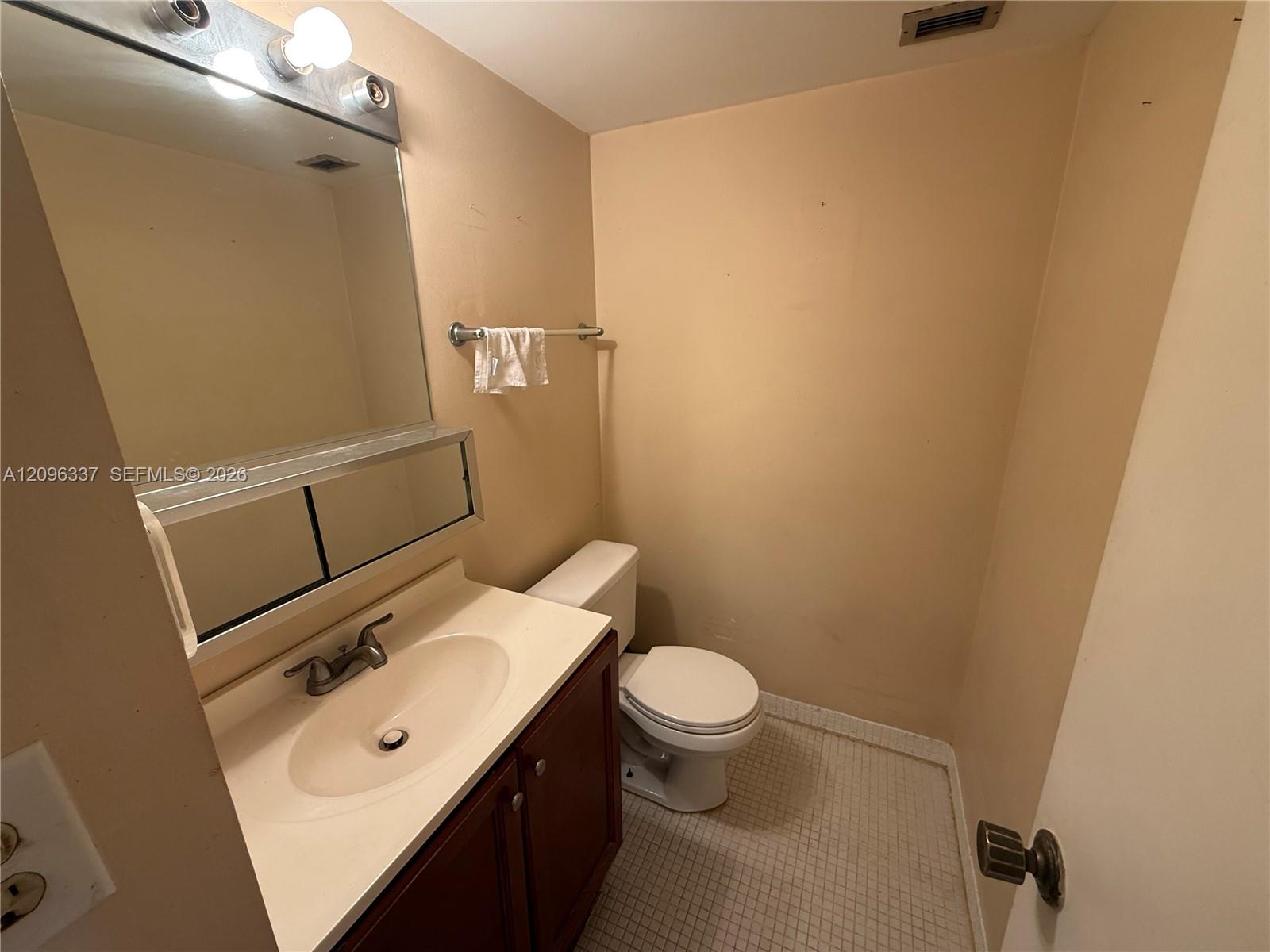13155 Ixora Court