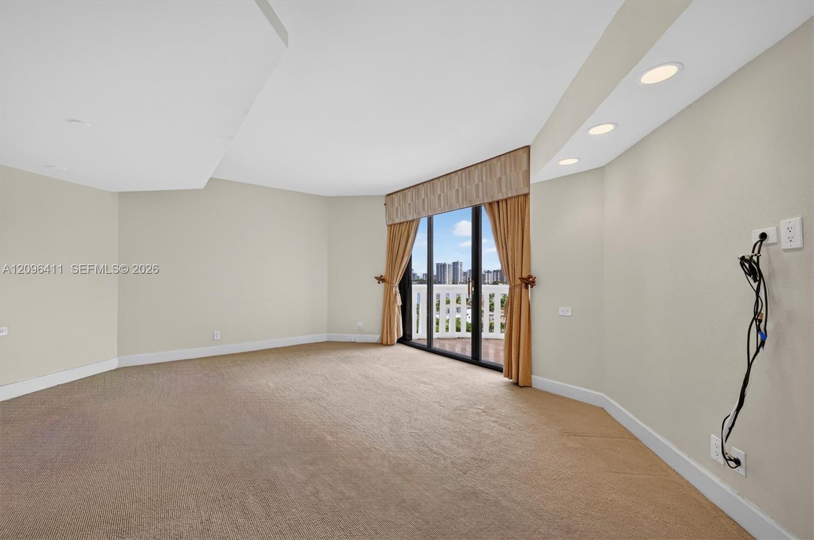 3000 Island Boulevard