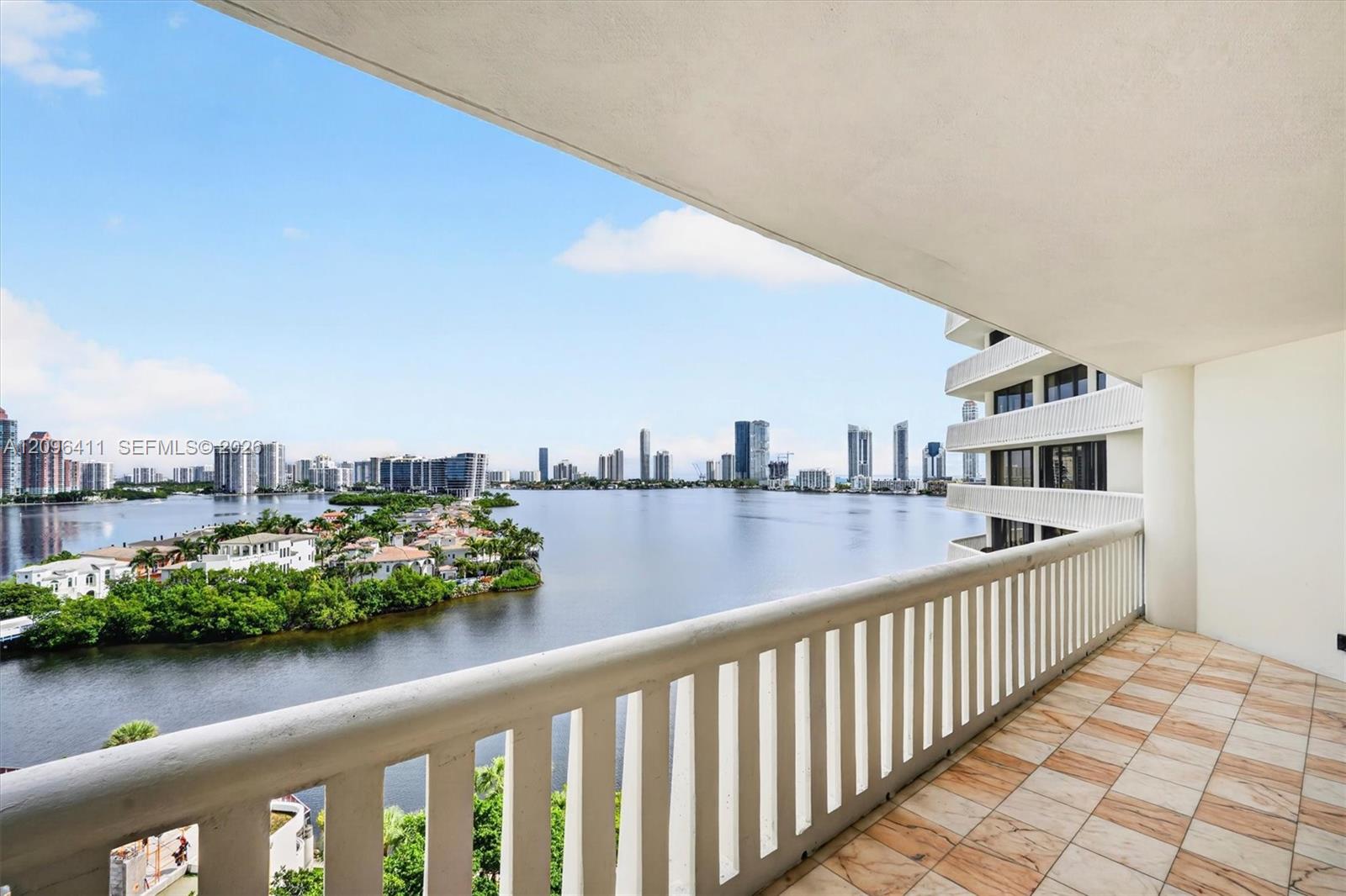 3000 Island Boulevard