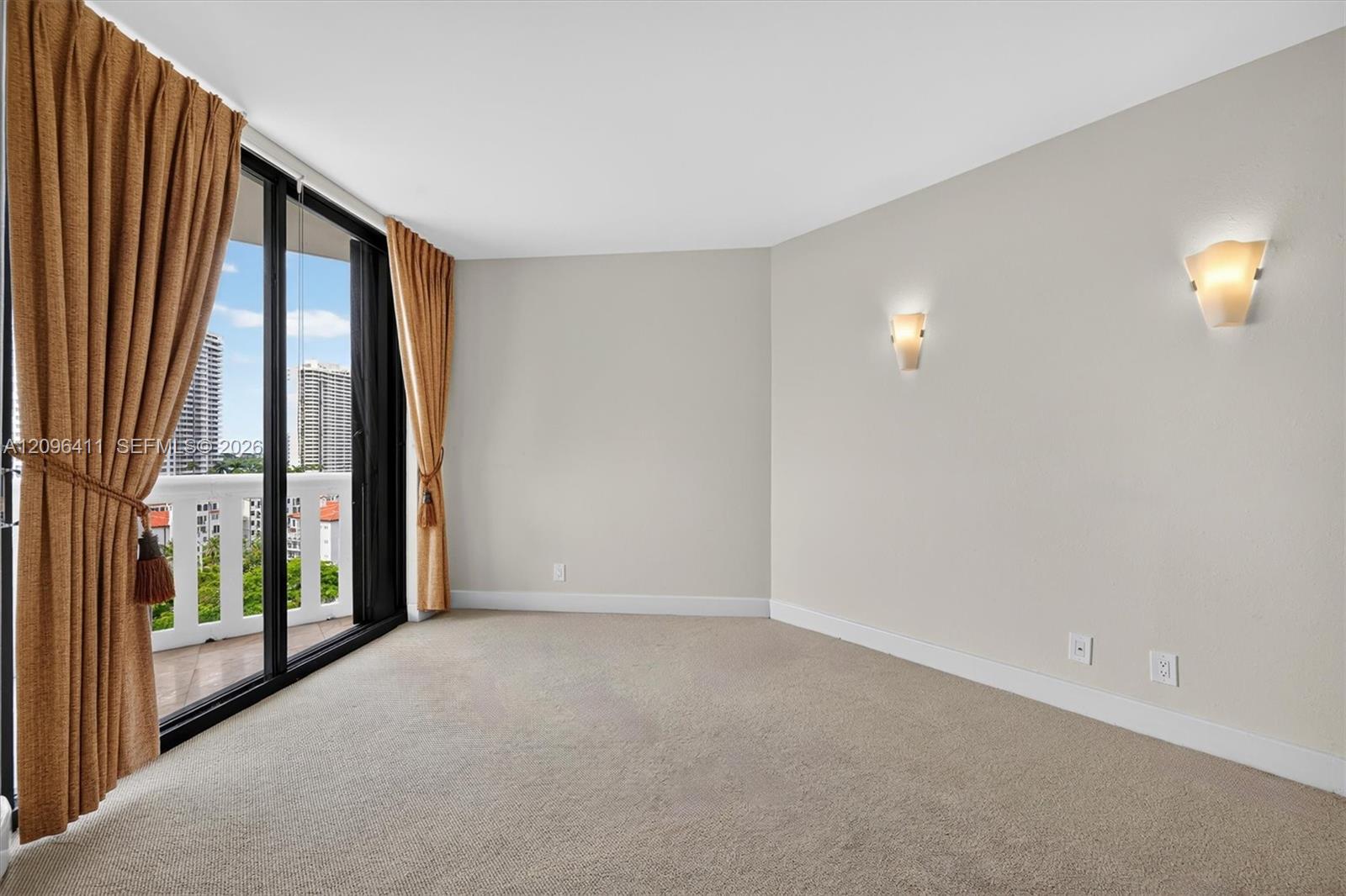 3000 Island Boulevard