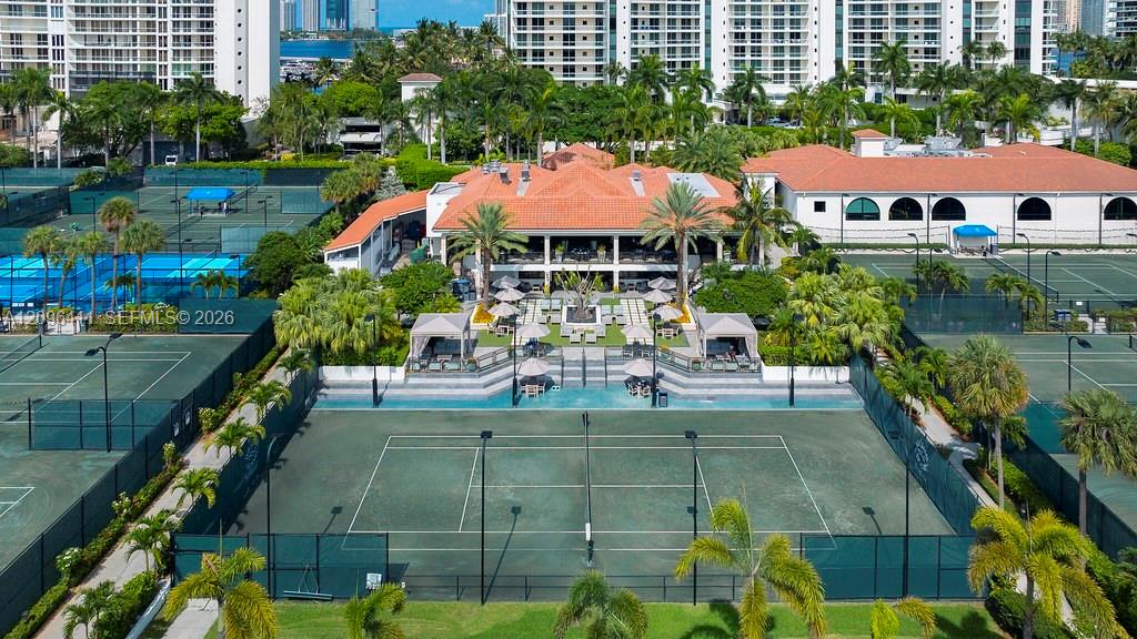 3000 Island Boulevard