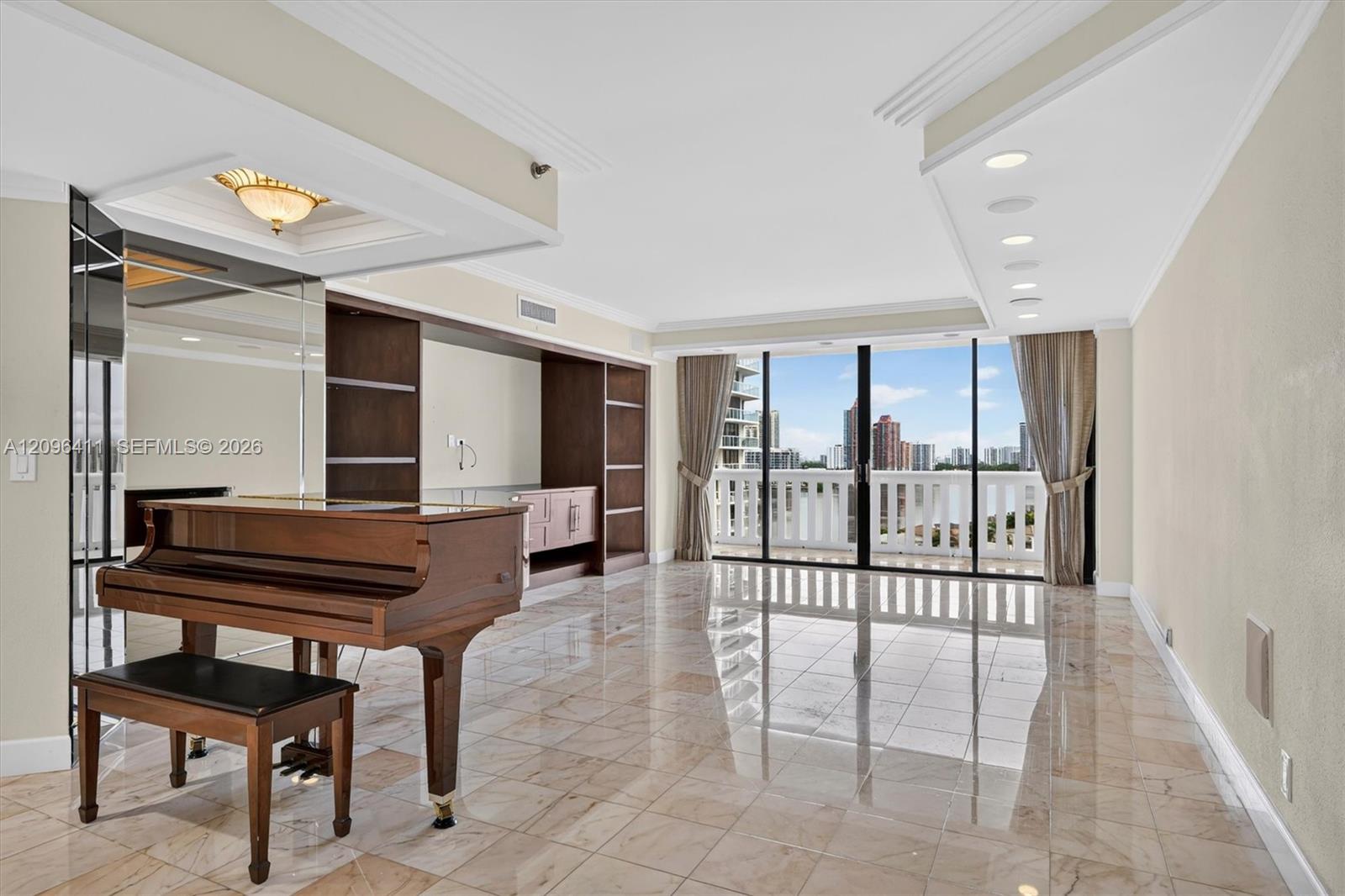 3000 Island Boulevard