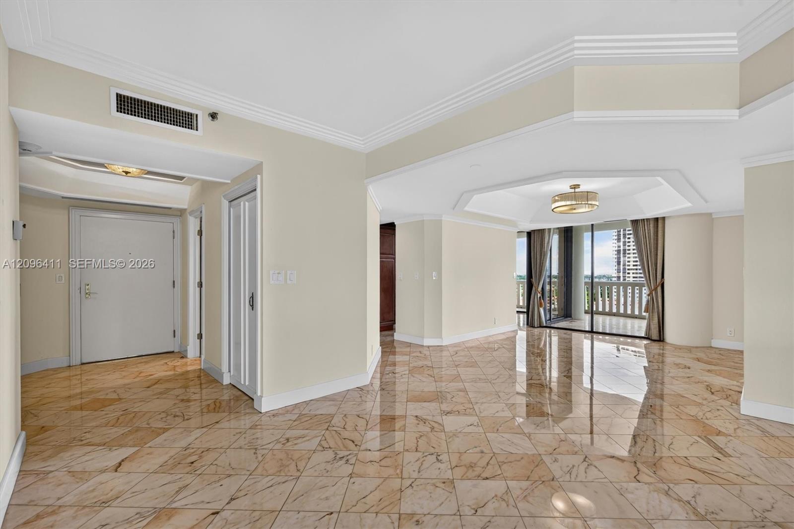 3000 Island Boulevard