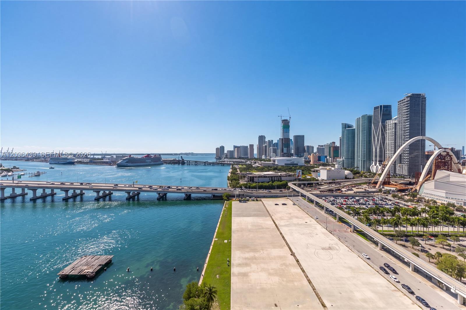 555 NE 15th Street