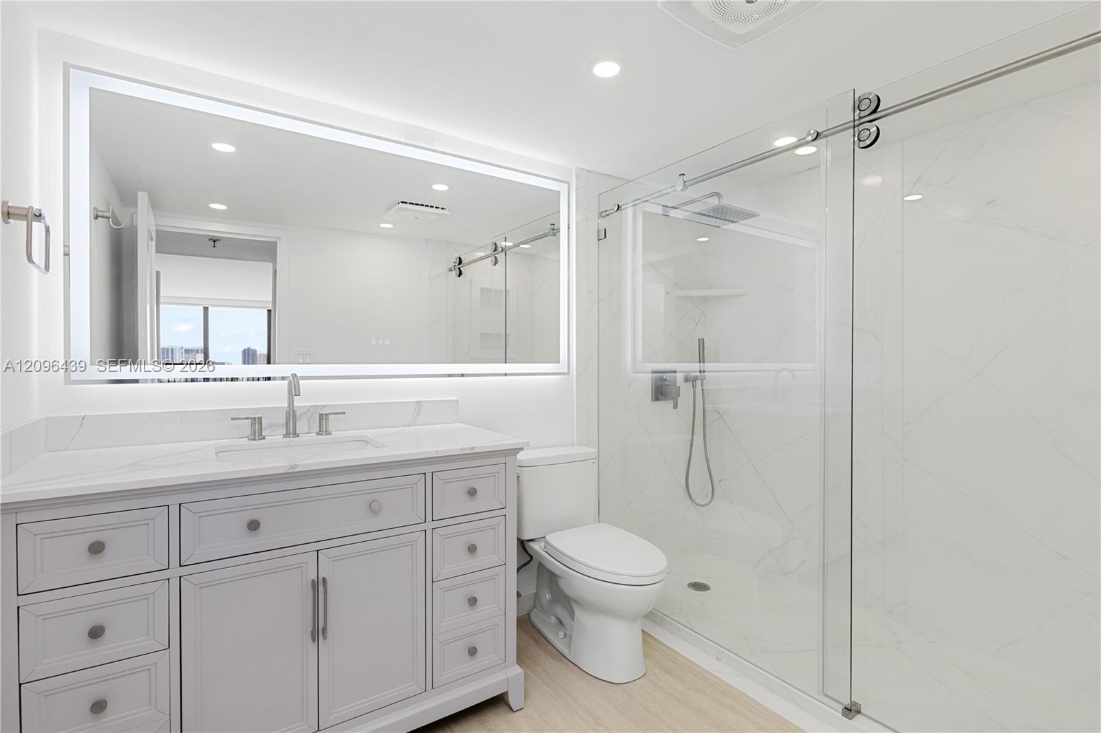 555 NE 15th Street