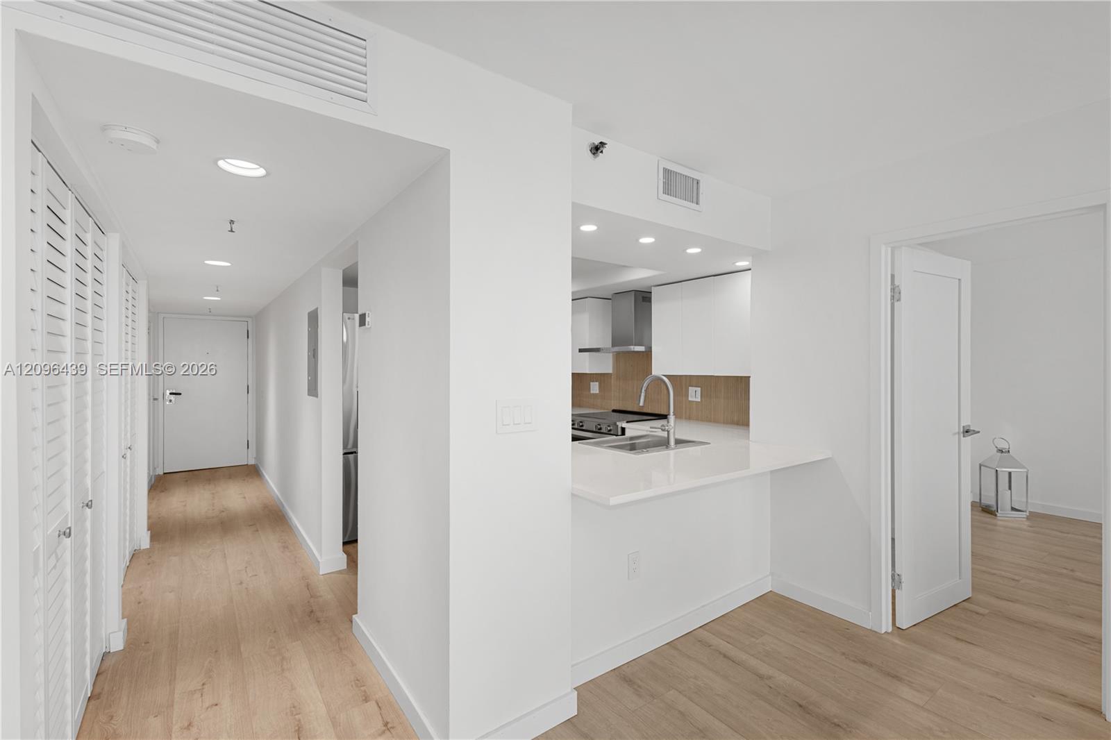 555 NE 15th Street