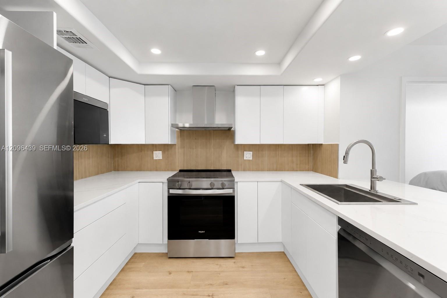 555 NE 15th Street