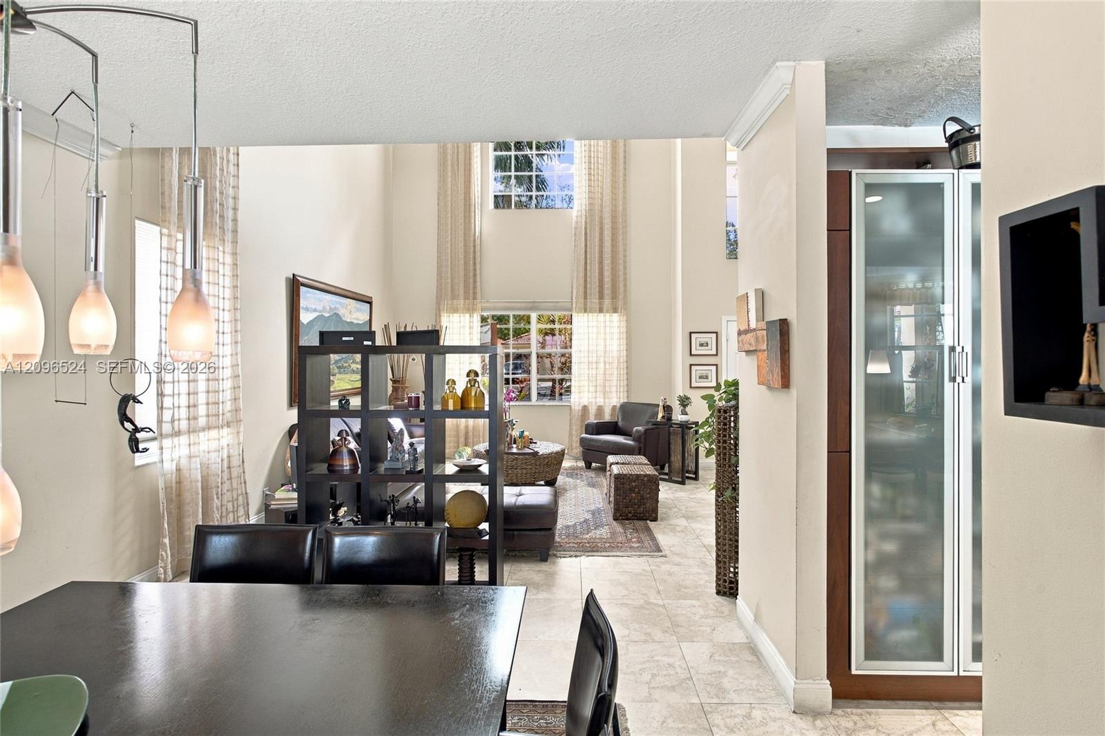 447 Cambridge Drive gallery image #12