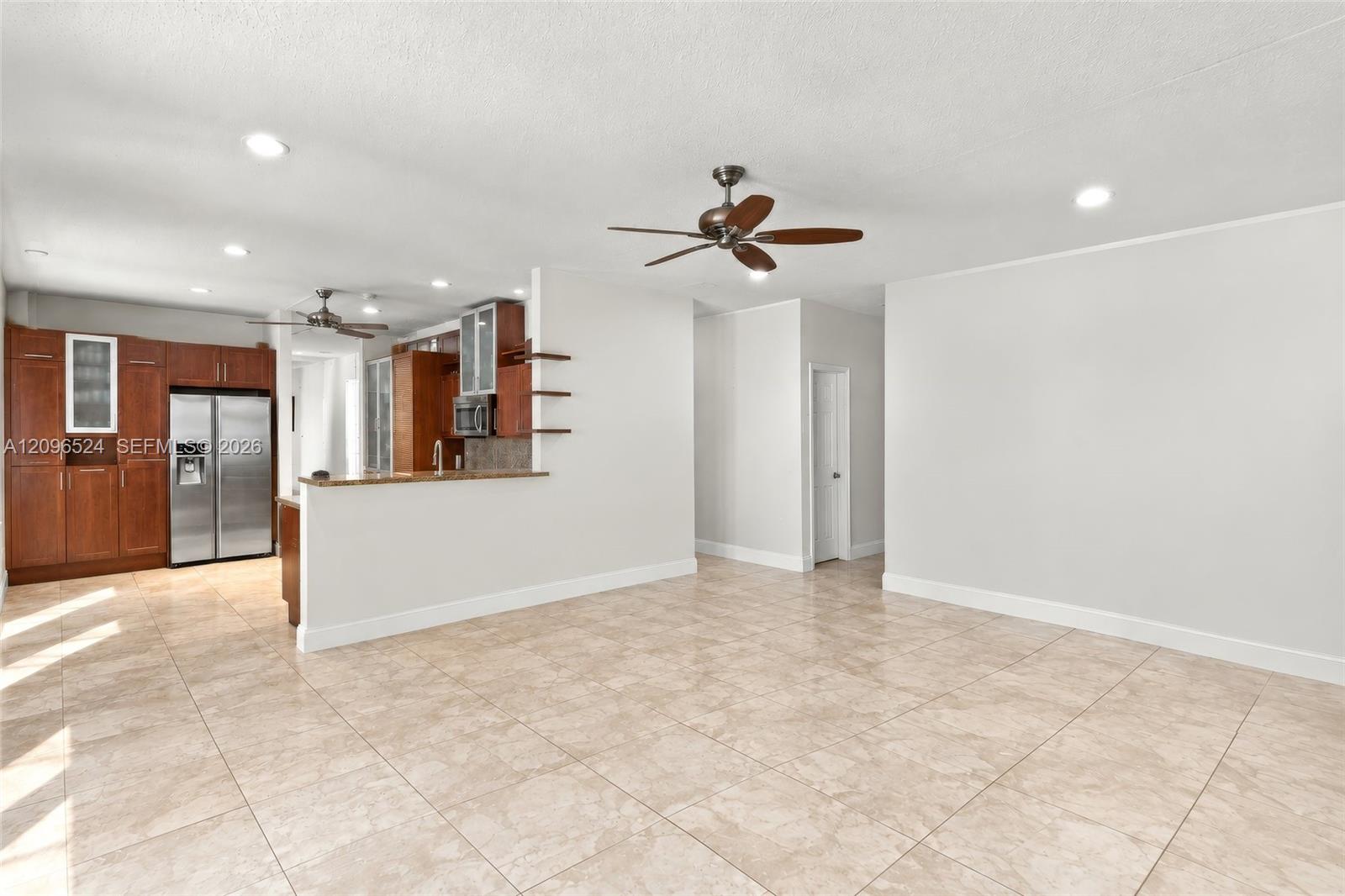 447 Cambridge Drive gallery image #20
