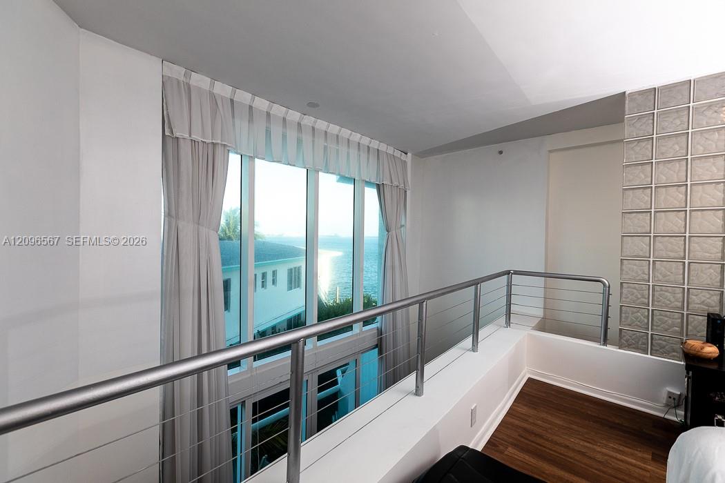 2000 Bay Drive