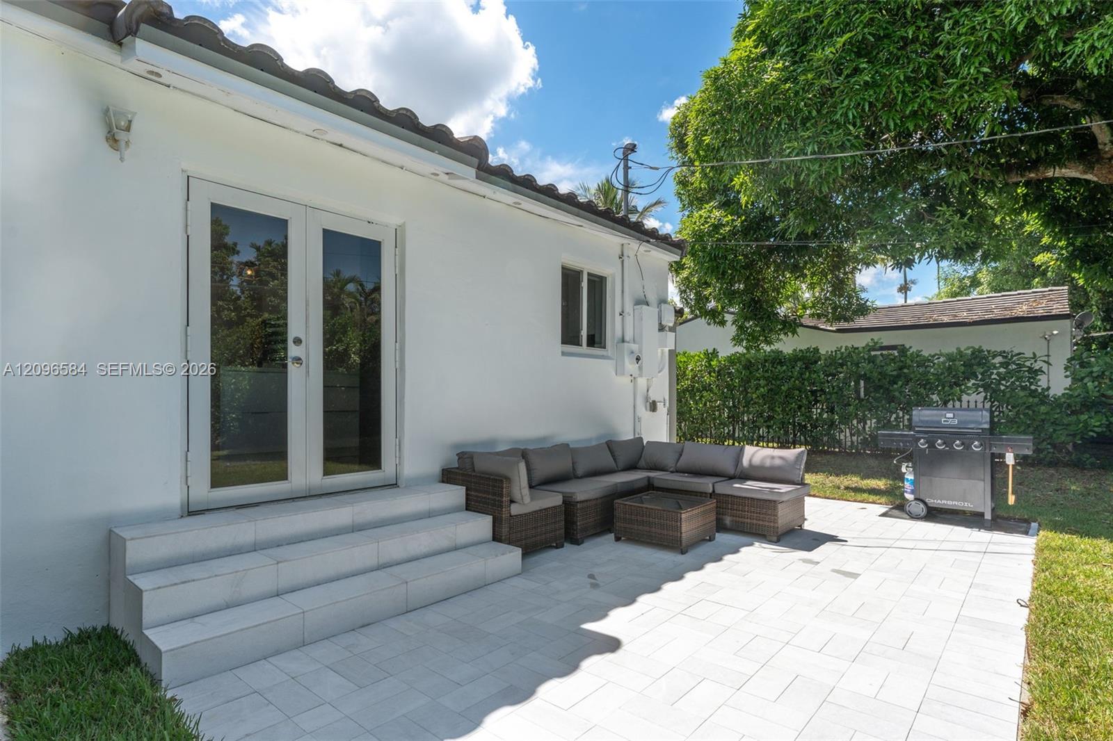 125 NW 100th Terrace