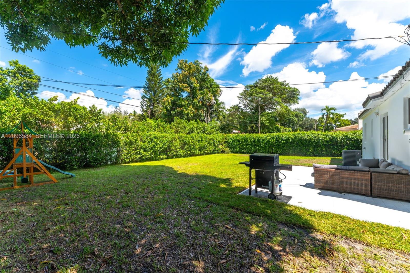 125 NW 100th Terrace