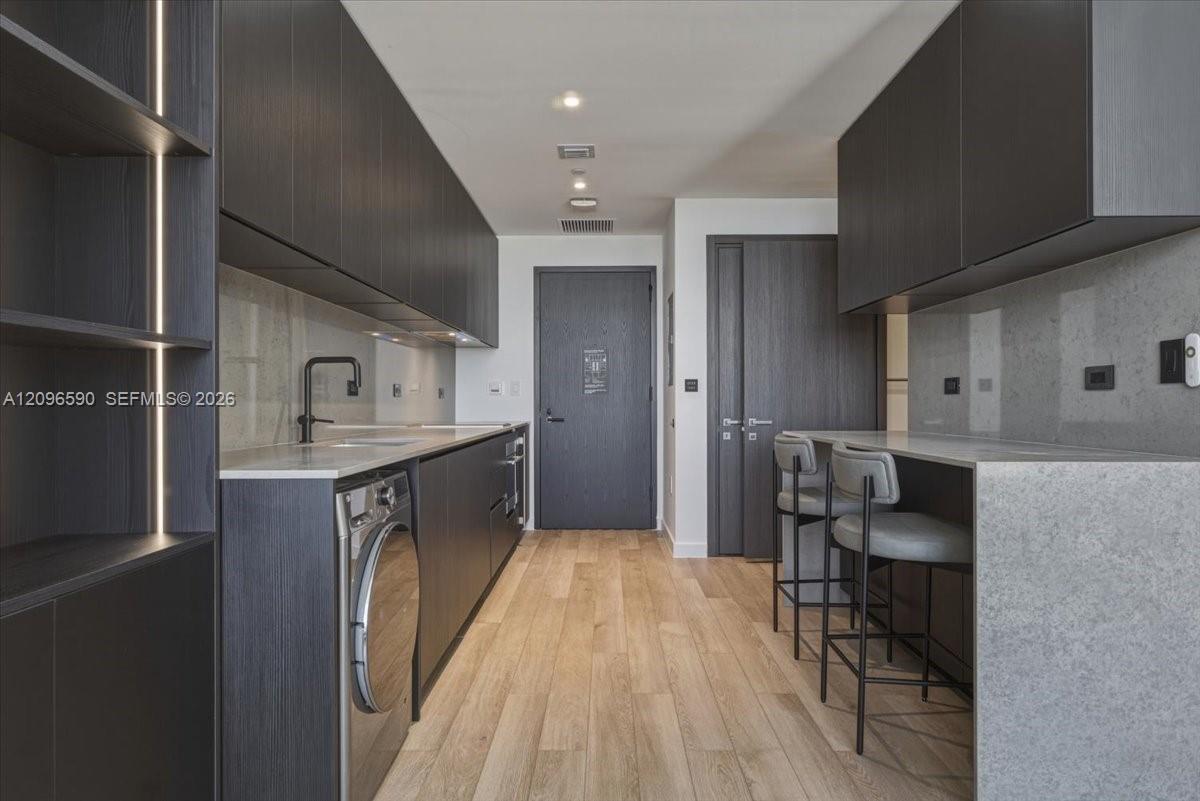 20 NE 11th Street