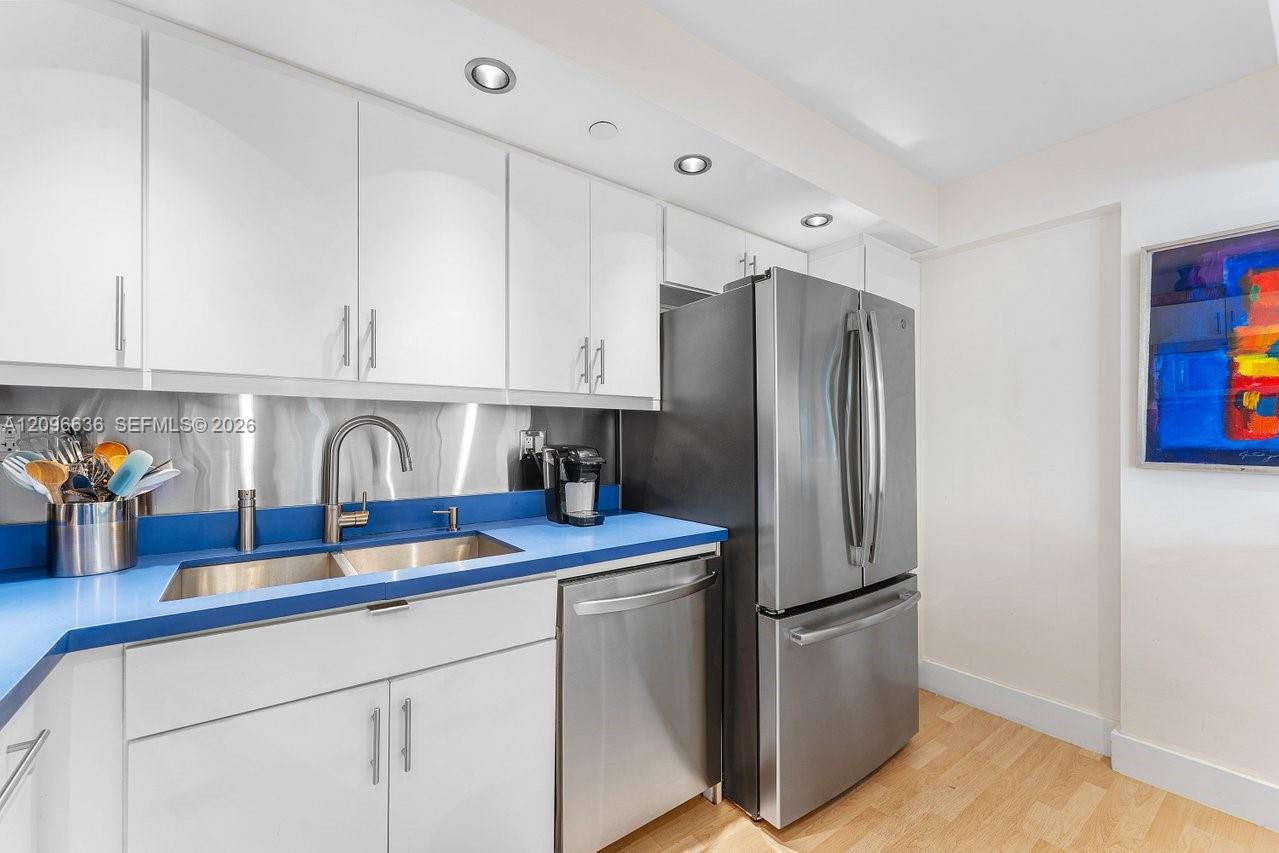 2000 Towerside Terrace