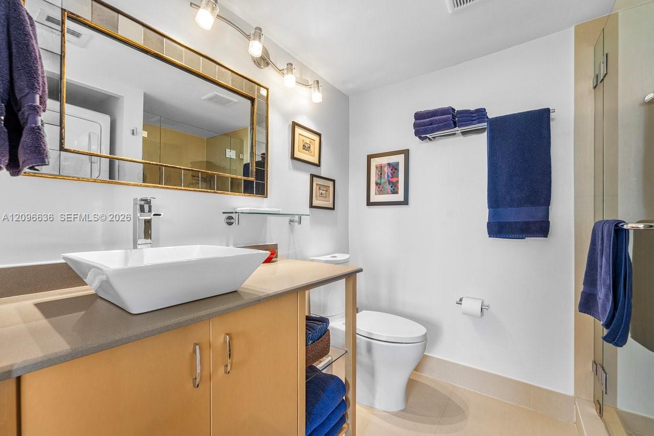2000 Towerside Terrace
