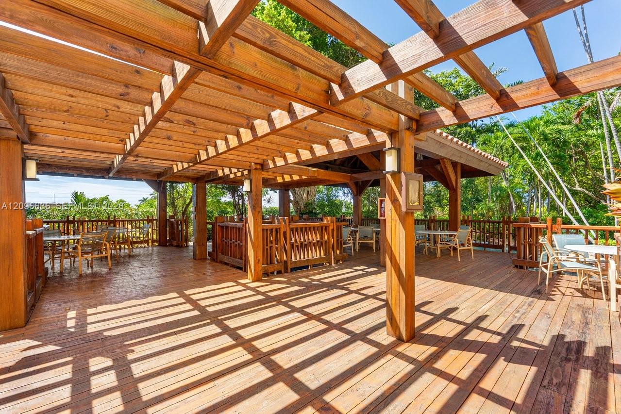 2000 Towerside Terrace