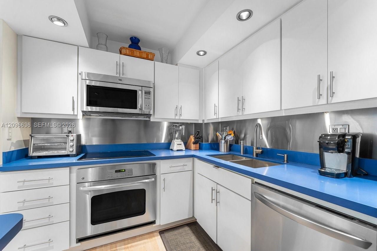 2000 Towerside Terrace