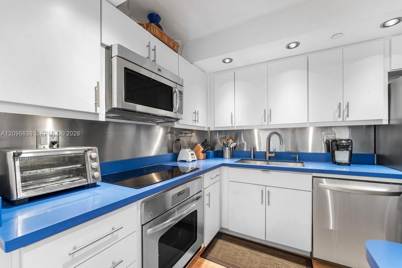 2000 Towerside Terrace