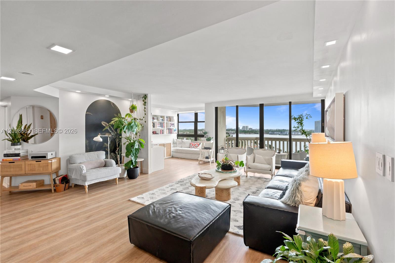 1000 E Island Boulevard