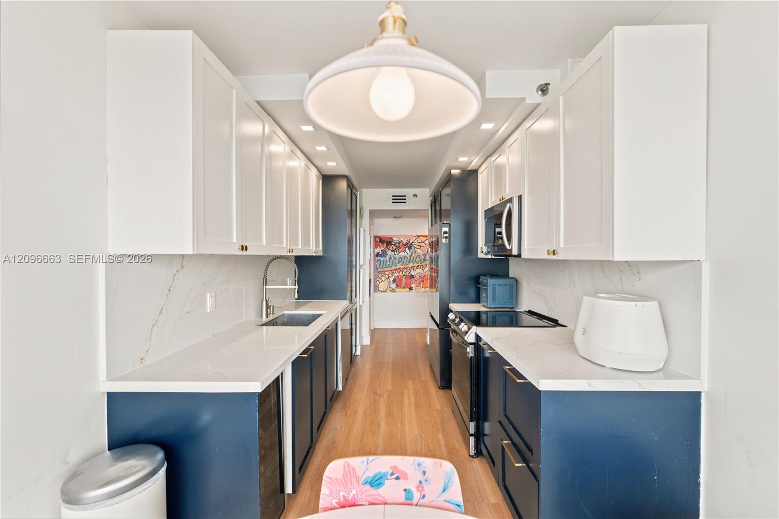 1000 E Island Boulevard