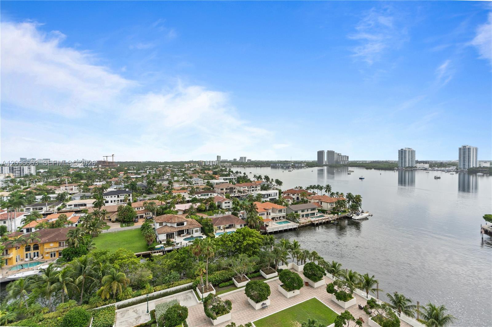1000 E Island Boulevard