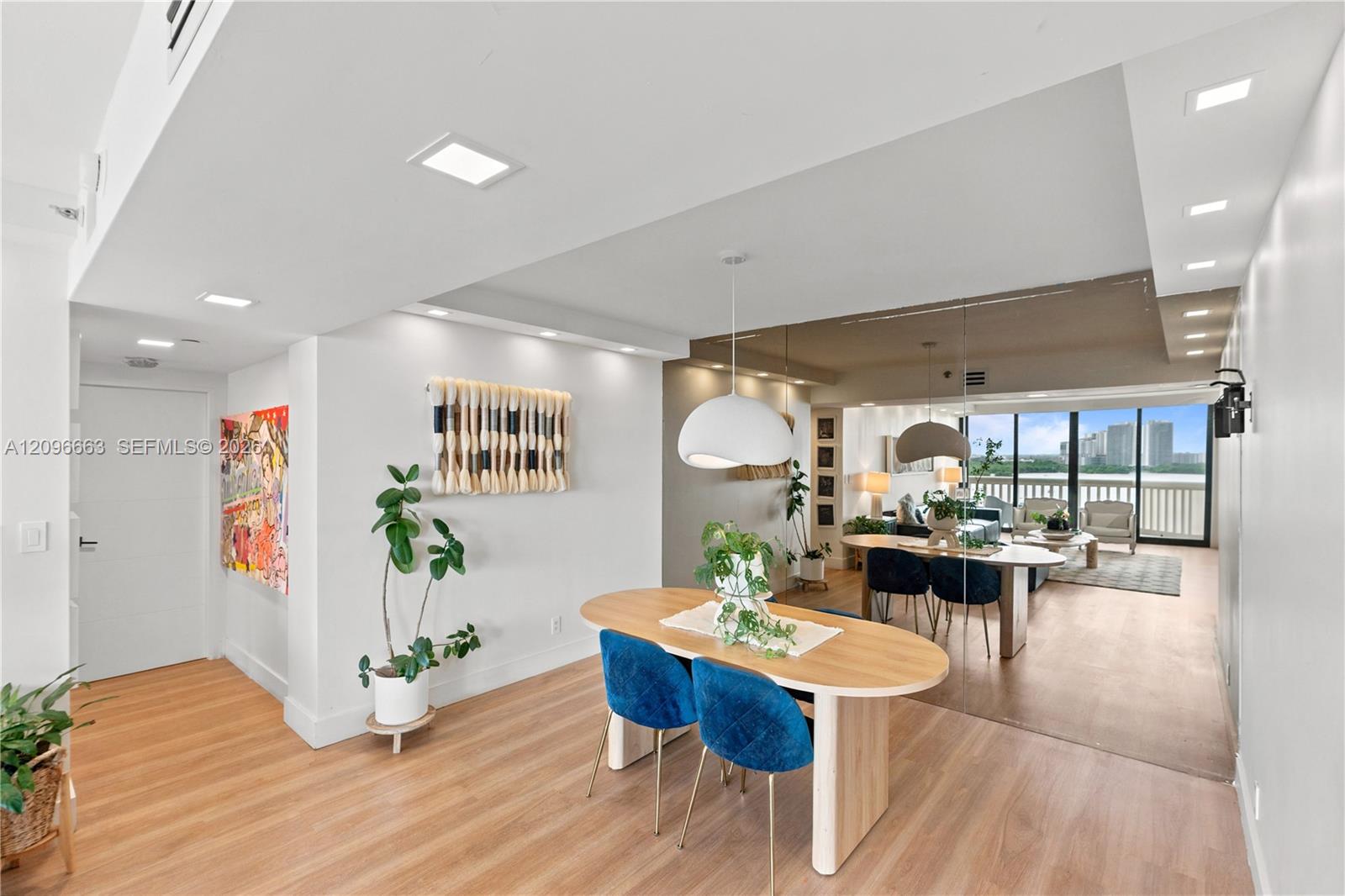 1000 E Island Boulevard