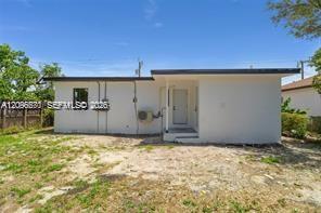 2121 NW 86th Terrace