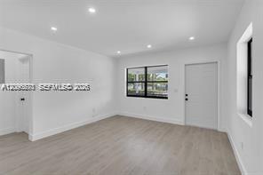 2121 NW 86th Terrace