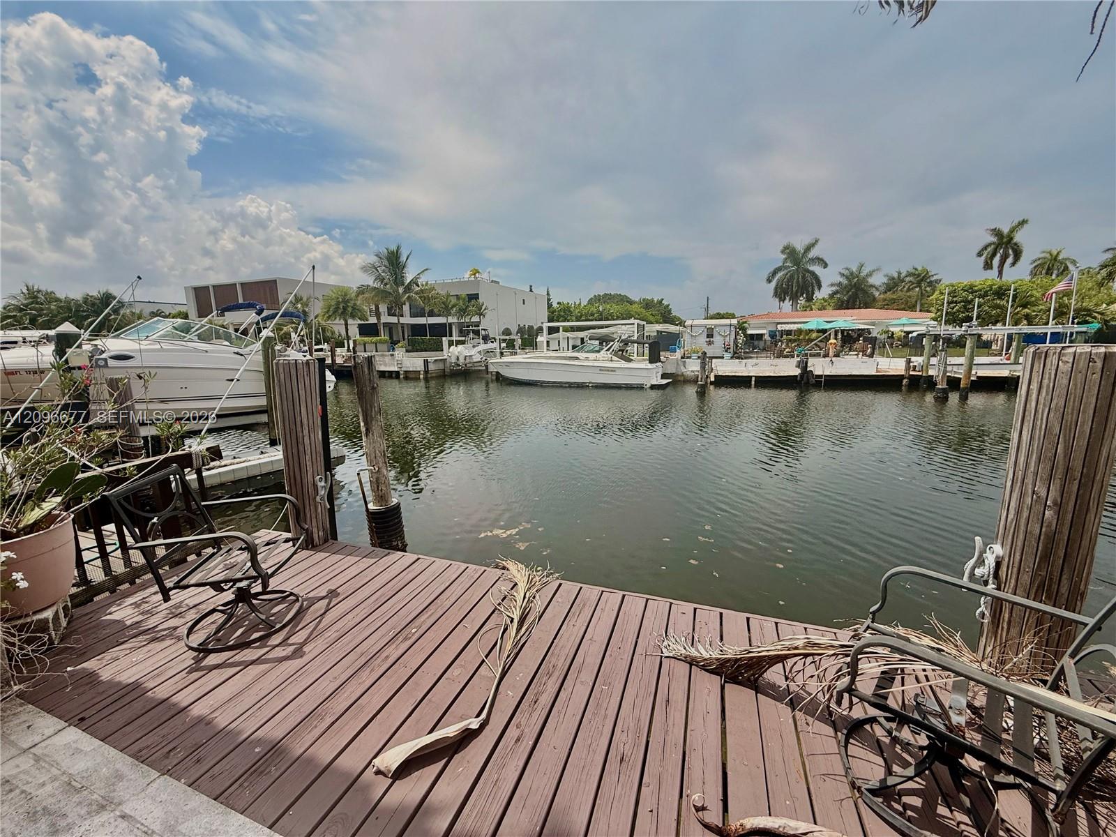 2039 NE 123rd Street