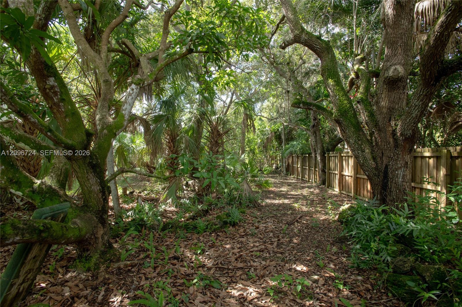 13900 Old Cutler Road
